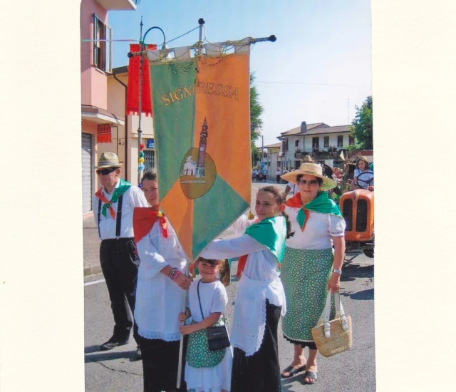 FOTO SIGNORESSA