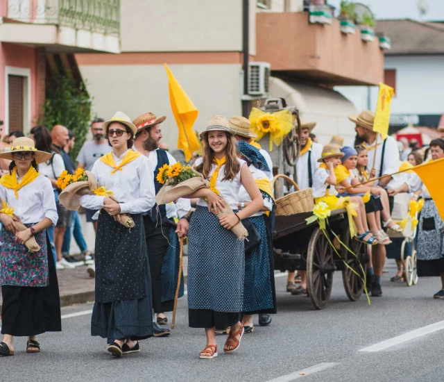 Sfilata storica squadra Borgo